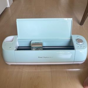 Cricut explore air 2